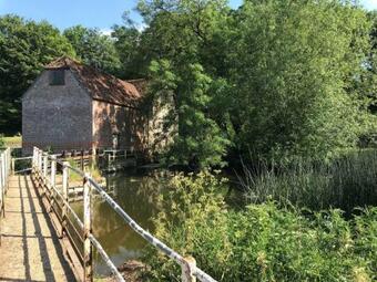Tallet Barn West
