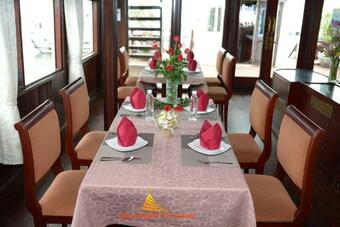 Sunlight Legend Cruise