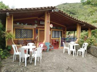 Agroturismo El Comediante Estad�a Campestre Finca Bar