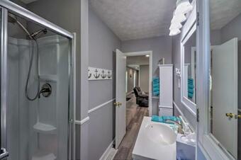 Spacious Home Less Than 3 Mi To Conley Bottom Marina!