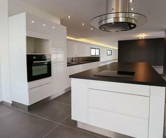 Villa De 480 M� Pour Des Vacances De Reves