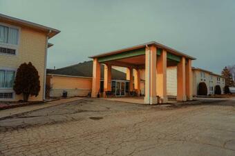 Hotel American Inn & Suites