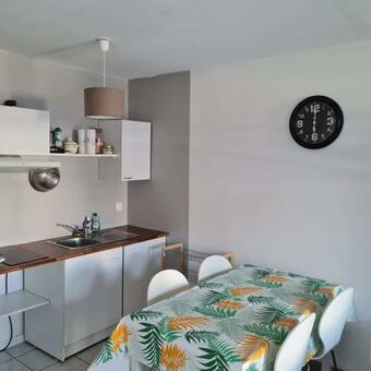 Apartamento Studio 35m2 Dans Joli Village Proche Mer
