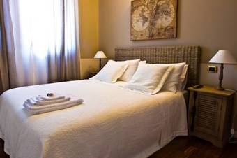 Hostal Borgo Manzoni - Charming House