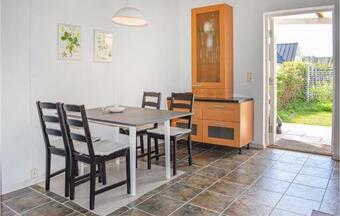 Beautiful Home In Skillinge With Wifi