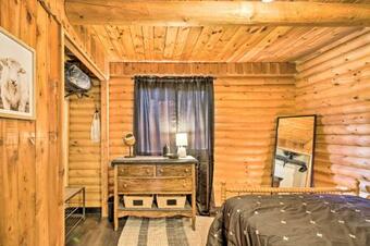 Peaceful Breezy Point Cabin 1 Mi To Beach!