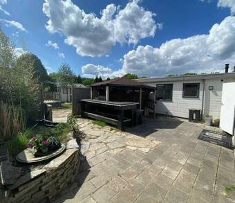 Apartamento Comfortabel Chalet Midden In De Bossen