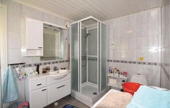 Four-bedroom Holiday Home In Arjang