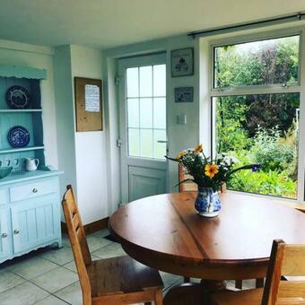 Ancaire Cottage Kilbronogue. Schull