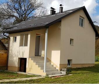 Beautiful House For A Pleasant Holiday