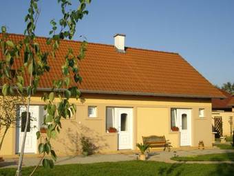 Hostal Alpok Tava Vend�gh�z