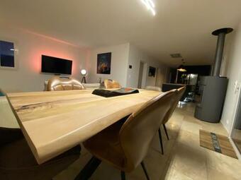 La Villa Paisible Avec Piscine