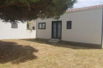 House Of 46m In A Quiet Area!