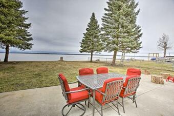 Peaceful Lakefront Houghton Lake Property With Deck!