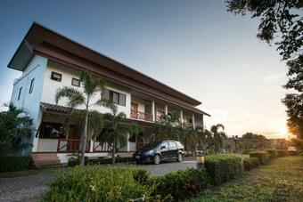 Hotel Chiang Kham Tai Lue Resort