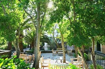 Hotel H�tel Demeure Castel Brando