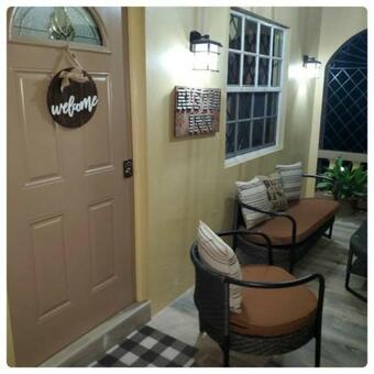 Rustik Inn Cozy Home Away From Home