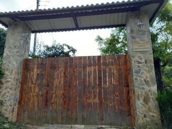 Finca Clima Templado, Quebrada Y Jacuzzi; Los Clientes Pueden Usar Todo El Espacio Y No Tendr�n Que Compartirlo Con El Anfitri�n Ni Con Otros Hu�spedes, Calles En Buen Estado