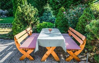 Stunning Apartment In Gr�bming With Sauna, Wifi And 1 Bedrooms