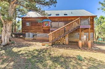 Evolve Spacious Bohemian Cabin 9 Miles To Lake!