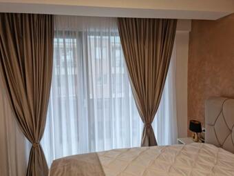 Hostal Laguna Rezidence