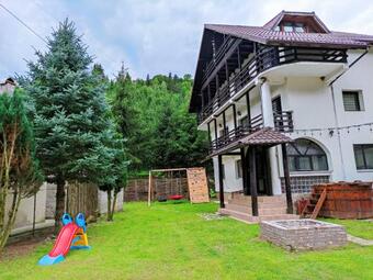 Hostal Casa Haiducilor Satic