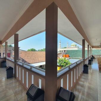 Alfirdausy Homestay Syariah