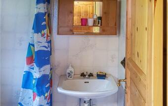 Amazing Home In V�xj� With 3 Bedrooms