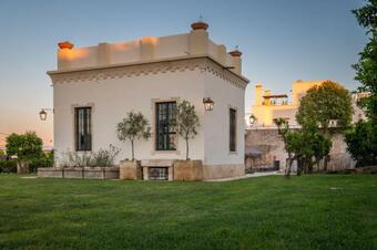 Hotel Nohasi Palace