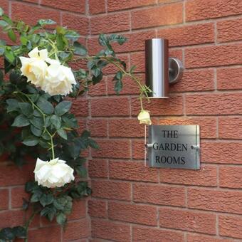 Hostal The Gardens Room