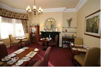 Hostal Lismar Guest House