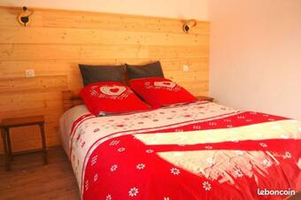 Apartamento Bel Appartement Dans Chalet Face Aux Montagnes