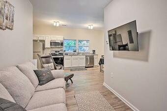 Pet-friendly Central Cottage 2 Mi To Clemson