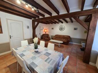 Villa Saint-beno�t-du-sault, 4 Pi�ces, 6 Personnes - Fr-1-591-360