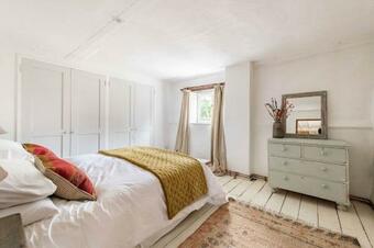 Mulberry Coach House