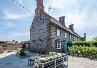 Sand Stone Cottage