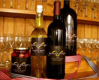 Bed & Breakfast Mountain Shadows Country Manor