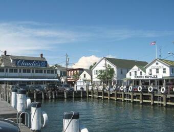 Victorian Seasons Cape