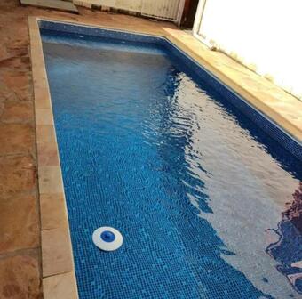 Casa Agrad�vel Com Piscina!