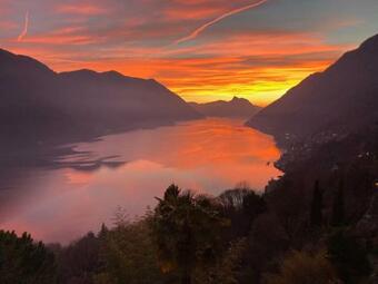 Historic Villa With Magnificent Lake Views