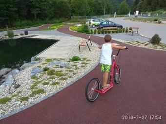 Chalupa Pod Kralick�m Sn??n�kem