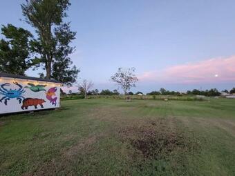 The Green Duck Lodge * Sleeps 7 * Hunting/fishing