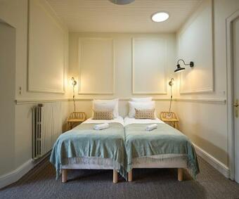 G�te Des Caves Secr�tes?