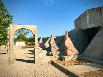 Pyramide De Cormatin