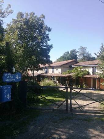 La Source Et La Sorciere G�te Et Chambre D'h�tes