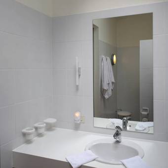 Elckerlyck Inn Hotel