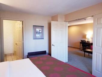 Hotel Ramada Inn Sellersburg