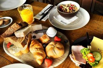 Motel-restaurant-grand Cafe De Caisson