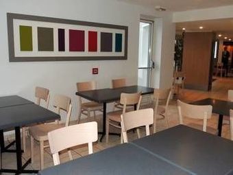 Hotel B&B Montlu�on