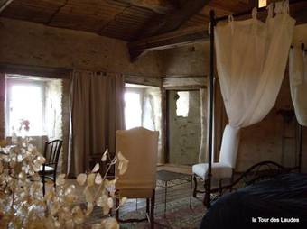 Bed & Breakfast La Tour Des Laudes